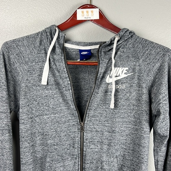 Vintage (Blue label) Nike Sportswear Gym Full Zip Hoodie in Gray - size S - Picture 6 of 9